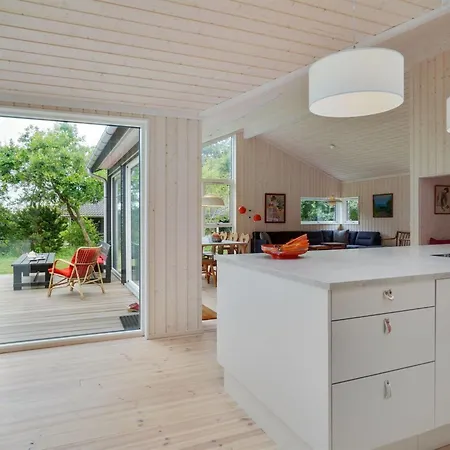 Holiday home Efka - 175m From The Sea By Interhome *